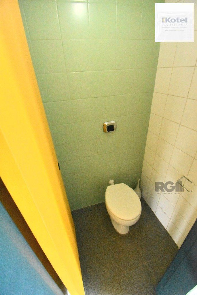 Sala comercial na Azenha 489m² — foto 4