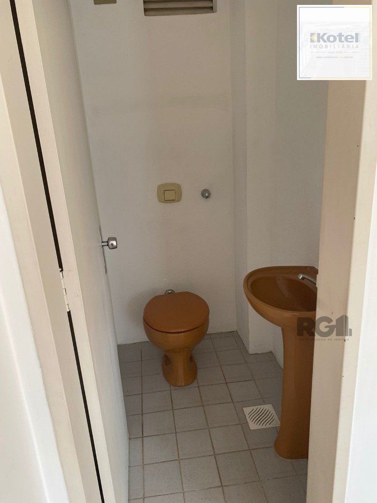 SALA - 32,00 m² -MENINO DEUS