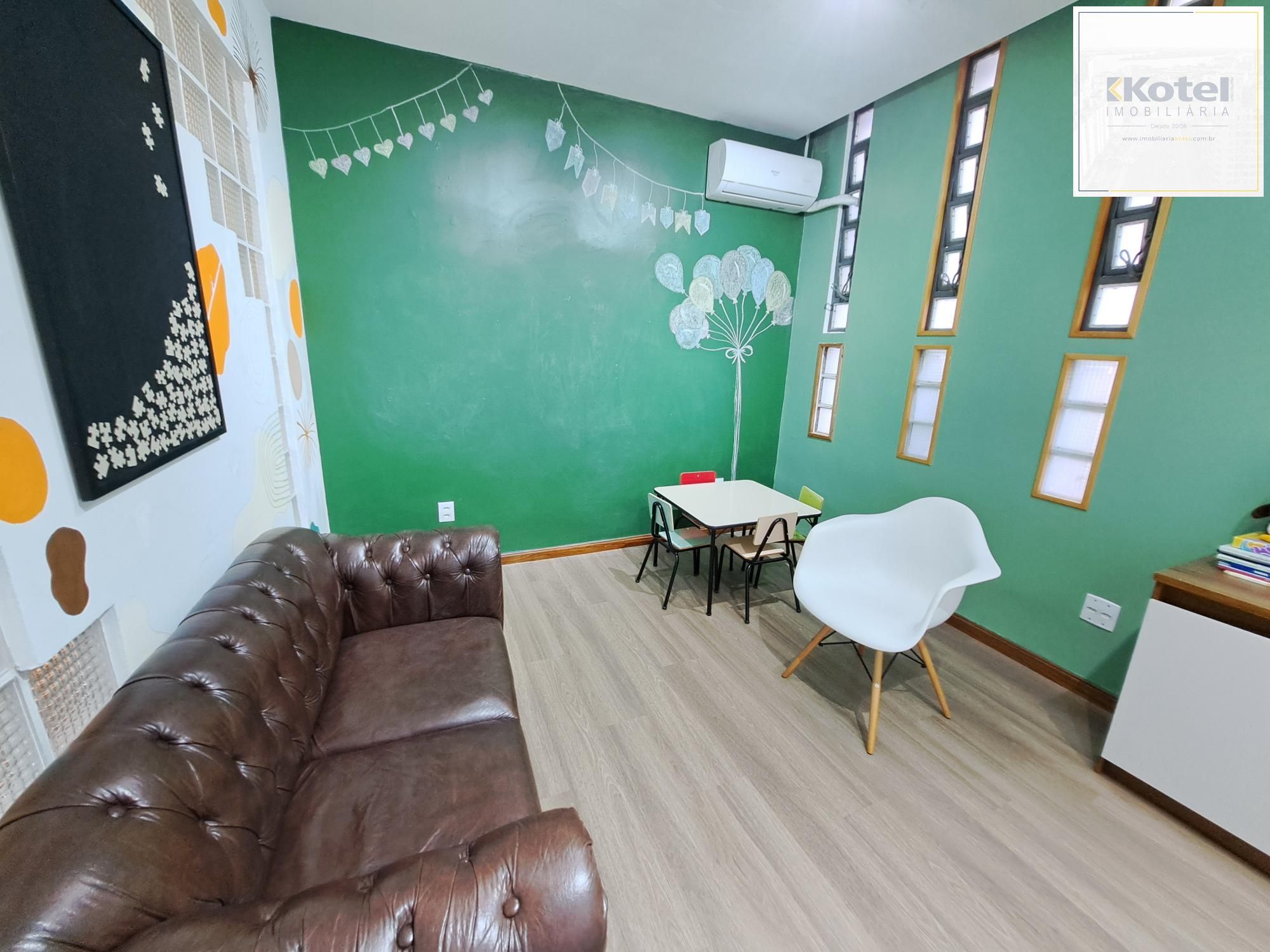 Sala/Loja montada para atendimento no Bom fim