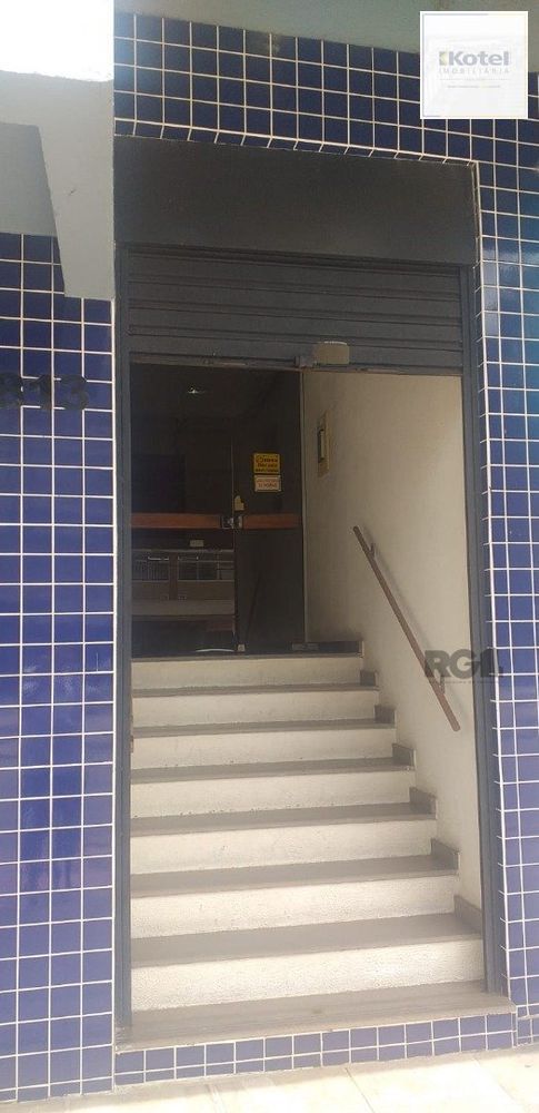 Conjunto de Salas na Rua Érico Veríssimo