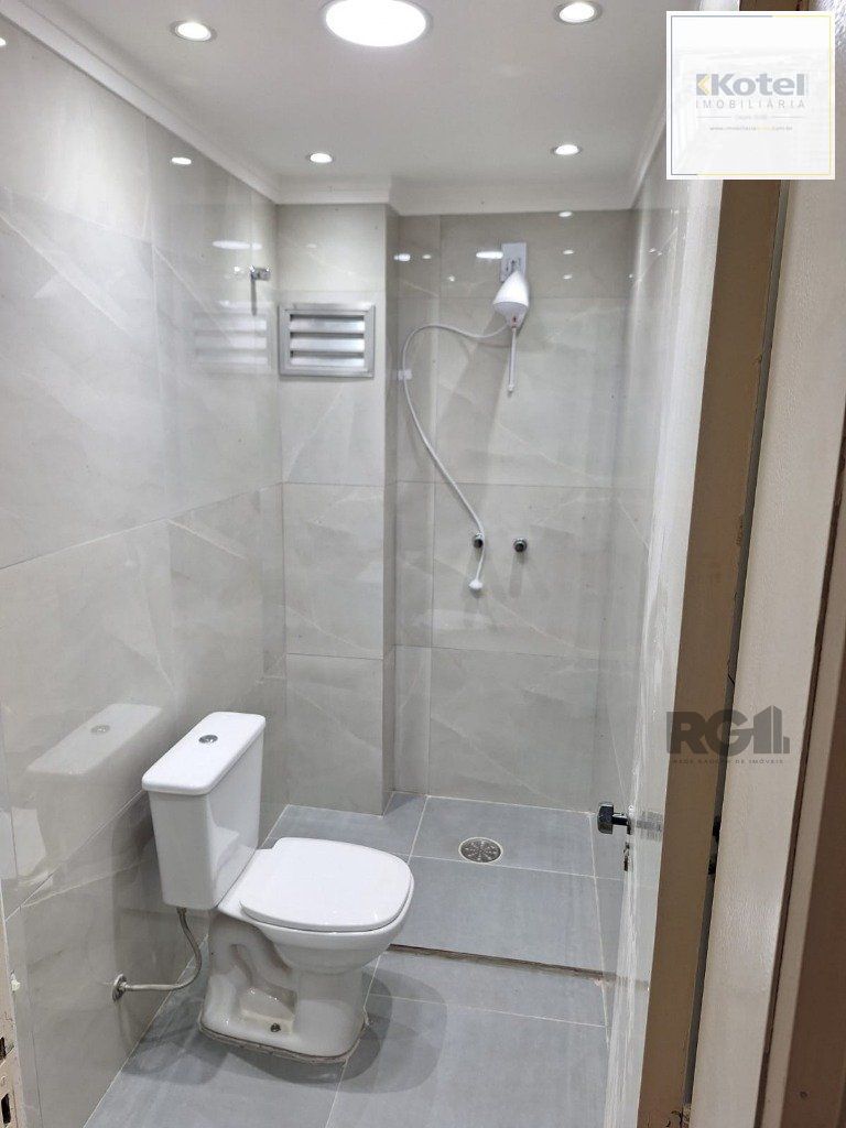 Apartamento- 2 dormitórios - 57,37 m² - CAVALHADA — foto 5