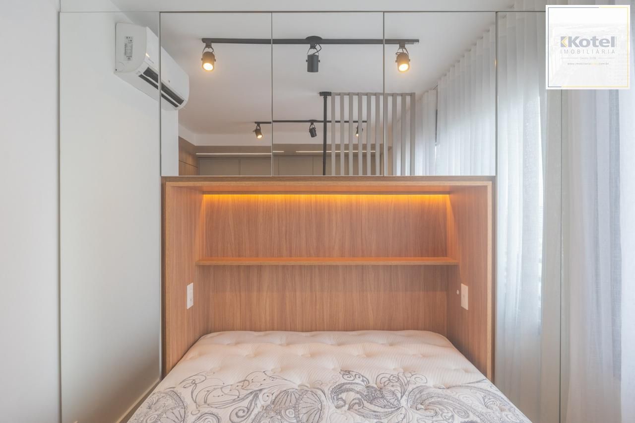 Apartamento tipo Stúdio, um dormitório em frente à Rendenção