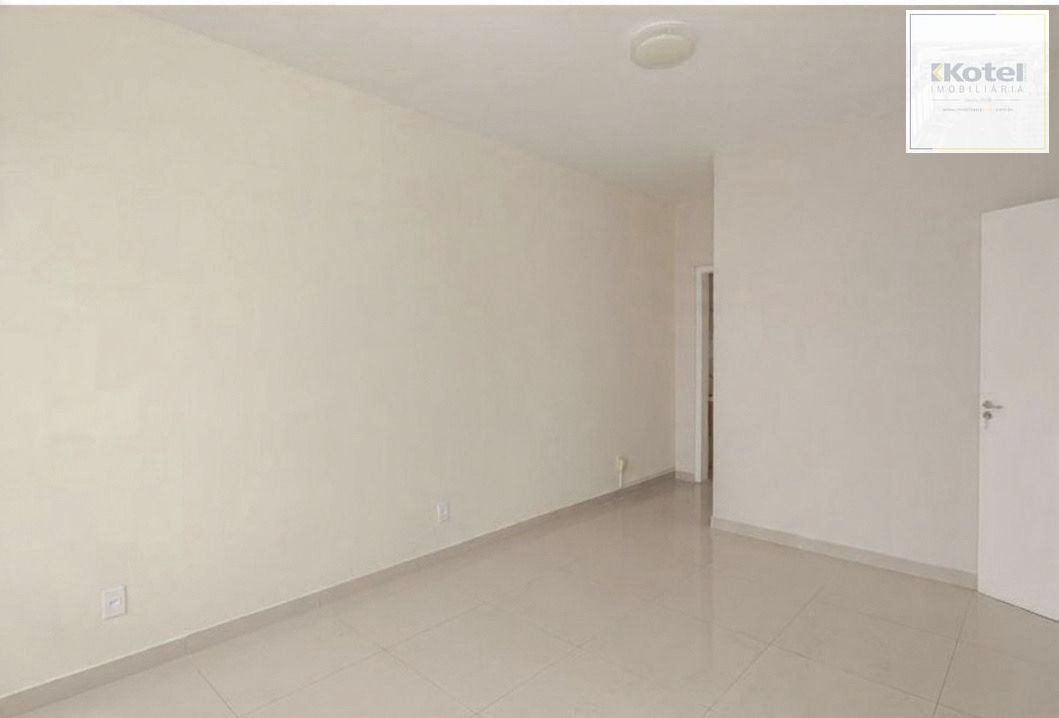 Sala Comercial Reformada no Centro Histórico | 46m² | Portaria 24h
