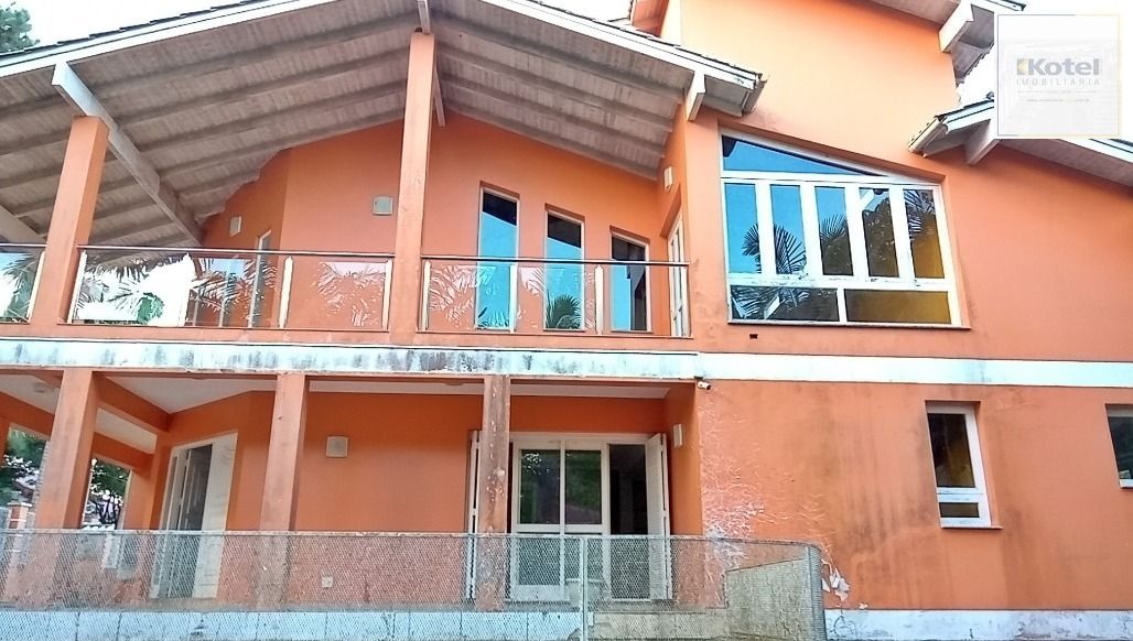Casa no Condomínio Cantegril com 1.080m2 de terreno e 467m2 de área construída — foto 4