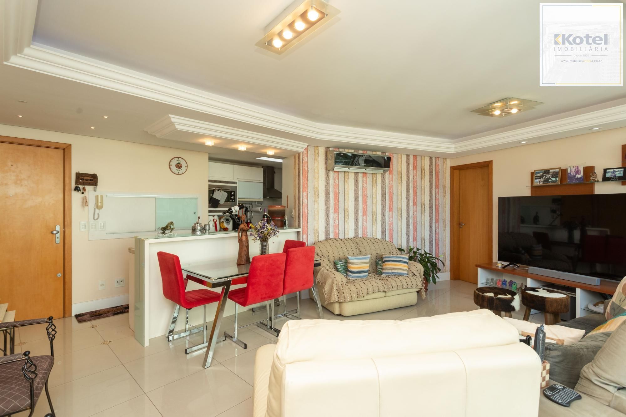 Apartamento com Suíte, 2 Vagas e Lazer de Clube — foto 2