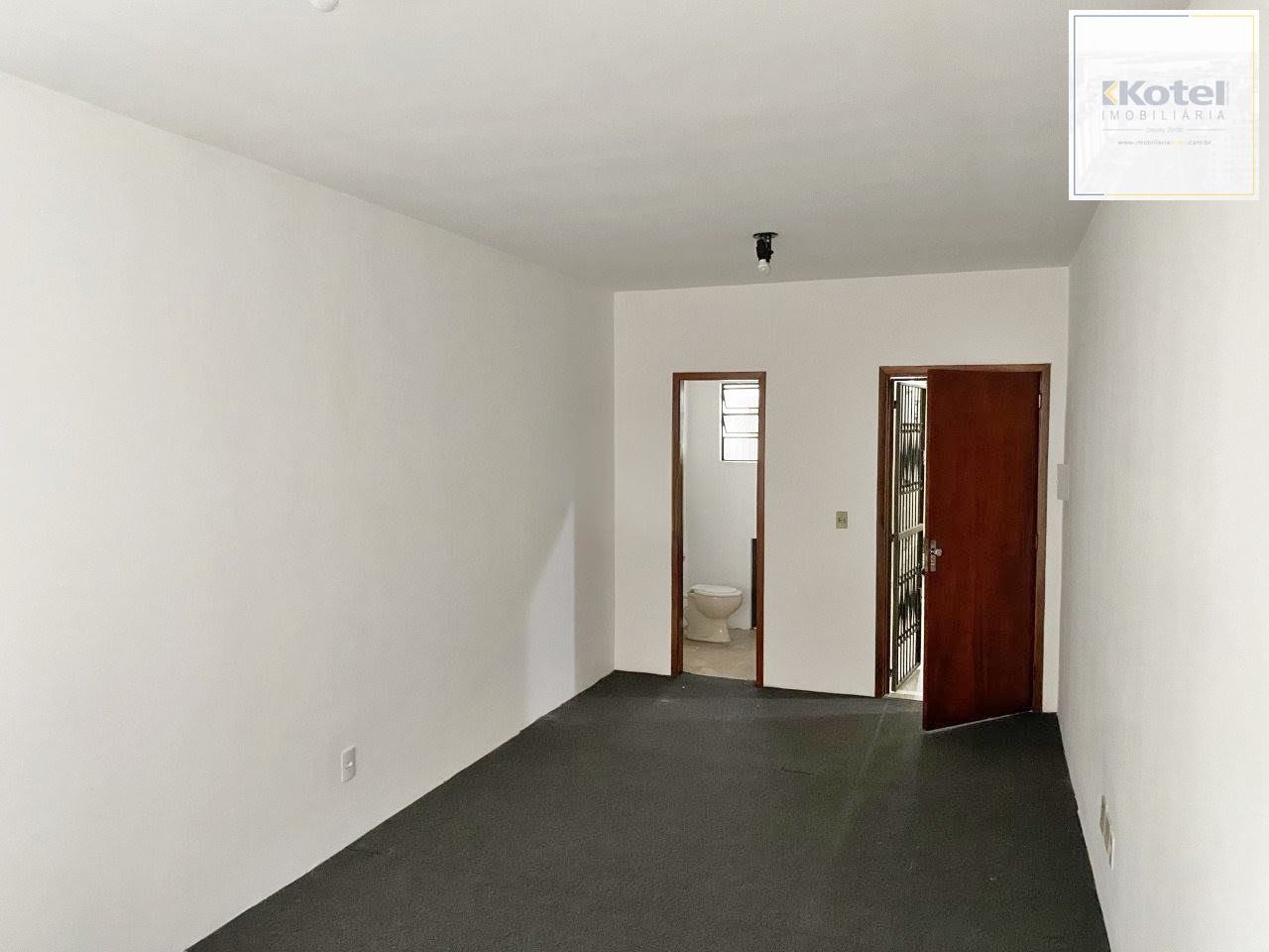 Sala Comercial perto do Carrefour e Assis Brasil
