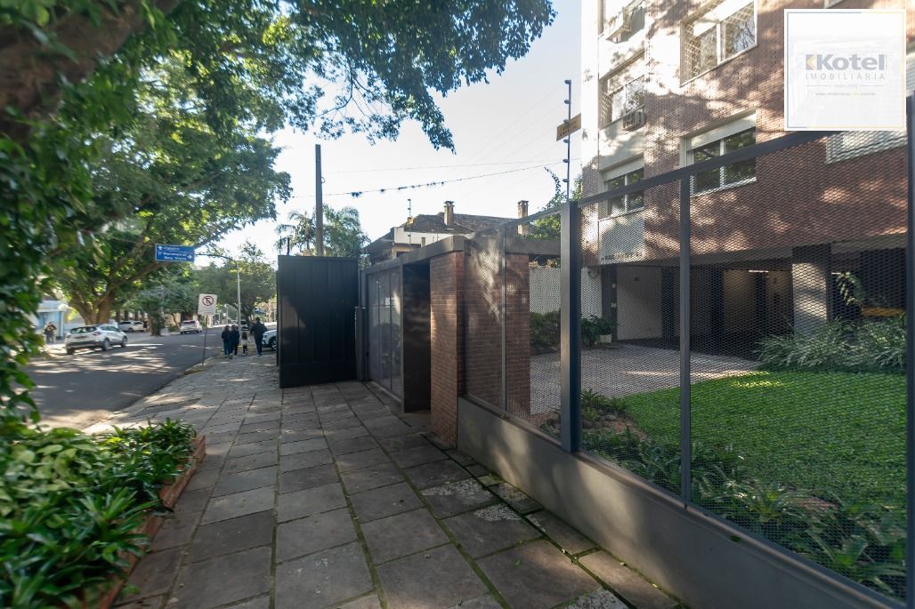 Apartamento 81m² 2 dorm. + vaga Auxiliadora - Porto Alegre — foto 2