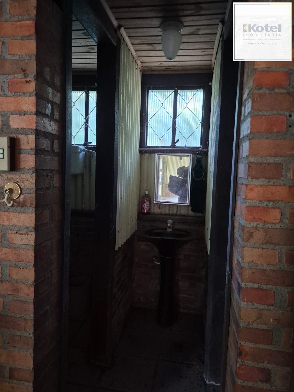Sítio com 2.340m² em Viamão
