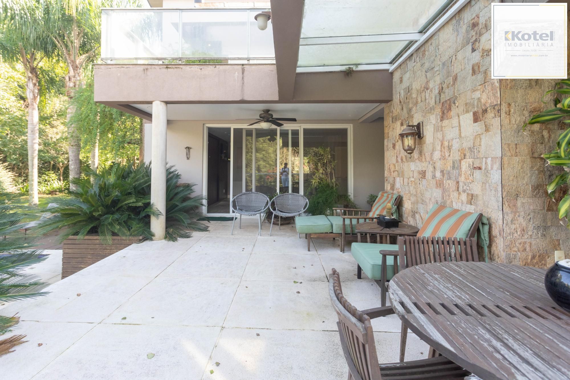 Casa no Reserva do Arvoredo com 436m2 — foto 3