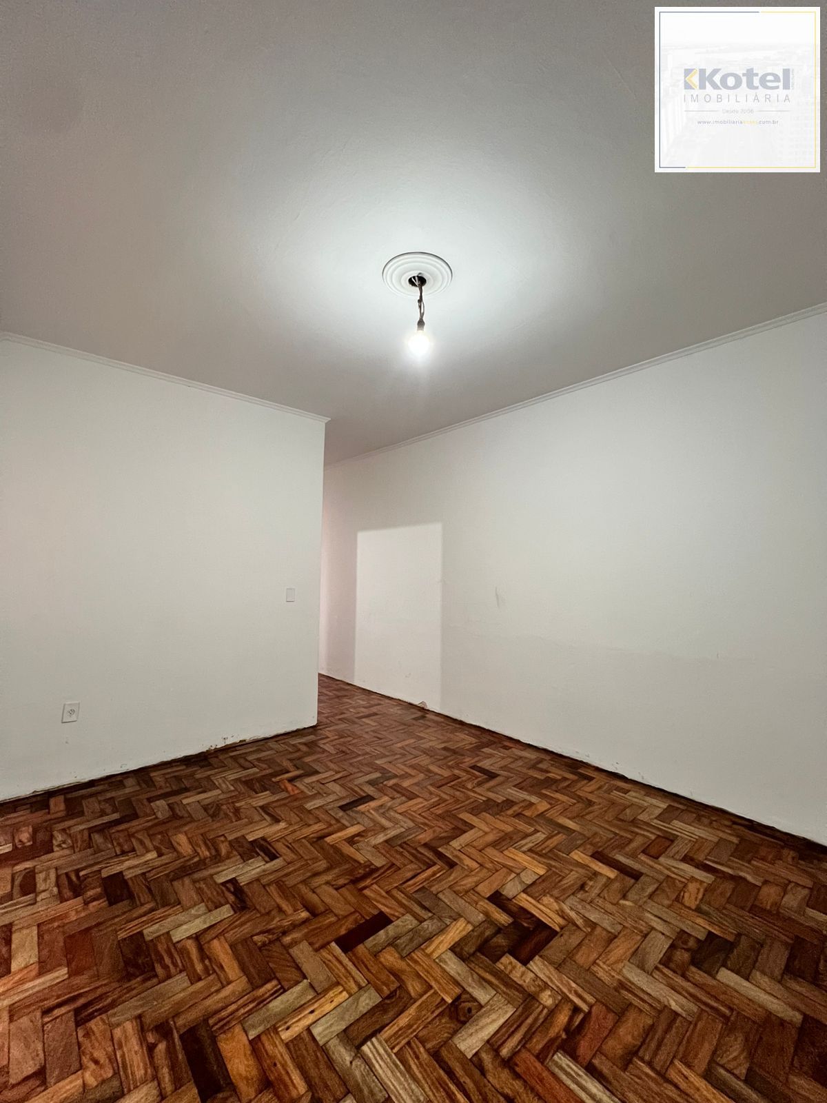 Apartamento 1 dormitório, 1 banheiro desocupado — foto 3