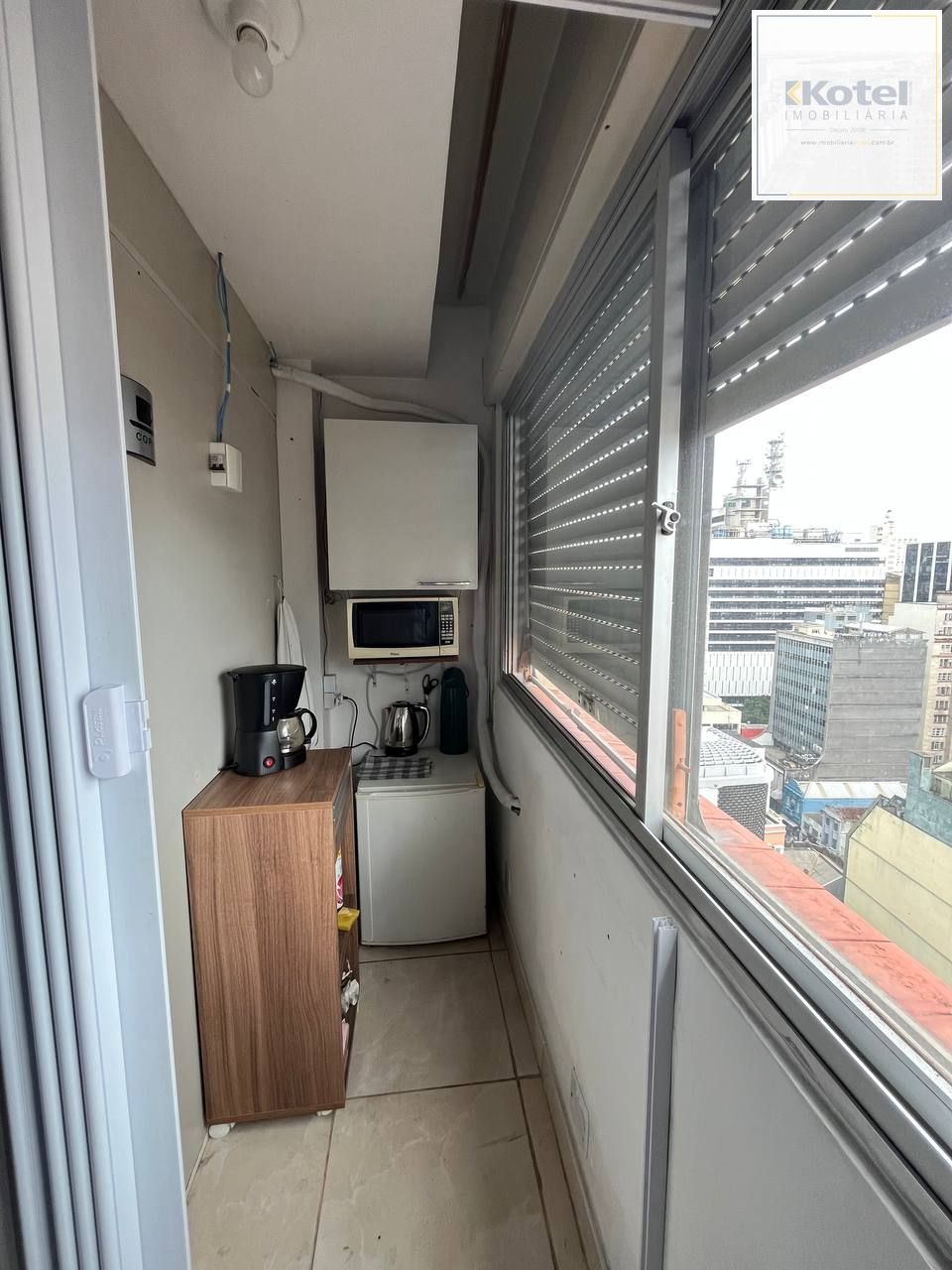 Sala comercial à venda – Andar alto, ótima vista