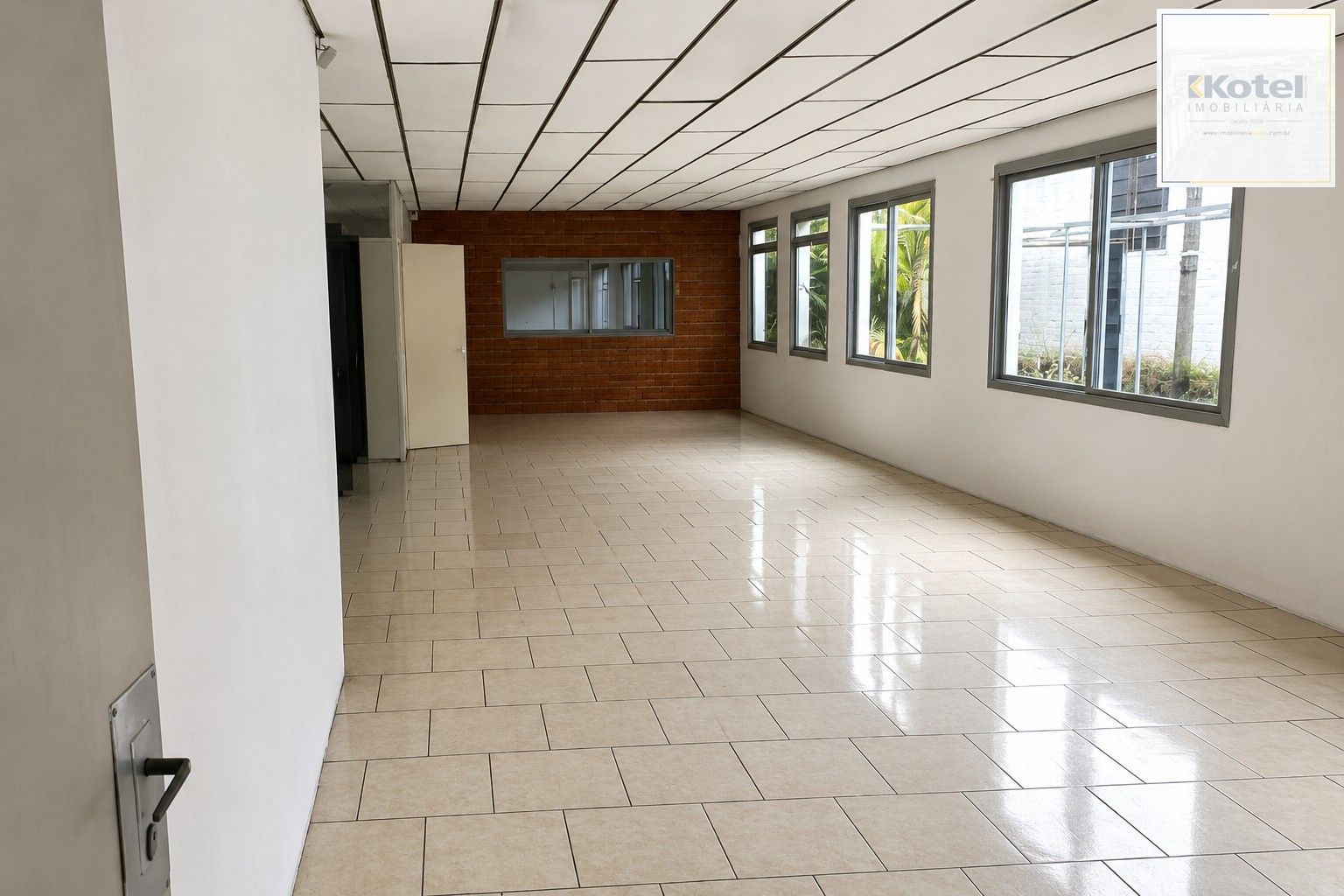 Galpão, à venda, 867 m², Anchieta - Porto Alegre — foto 3