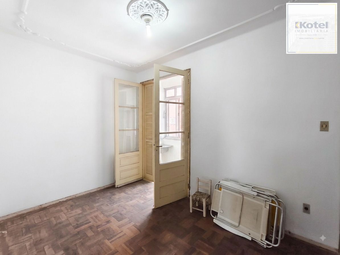 Apartamento de 2 quartos com sacada no Menino Deus — foto 2