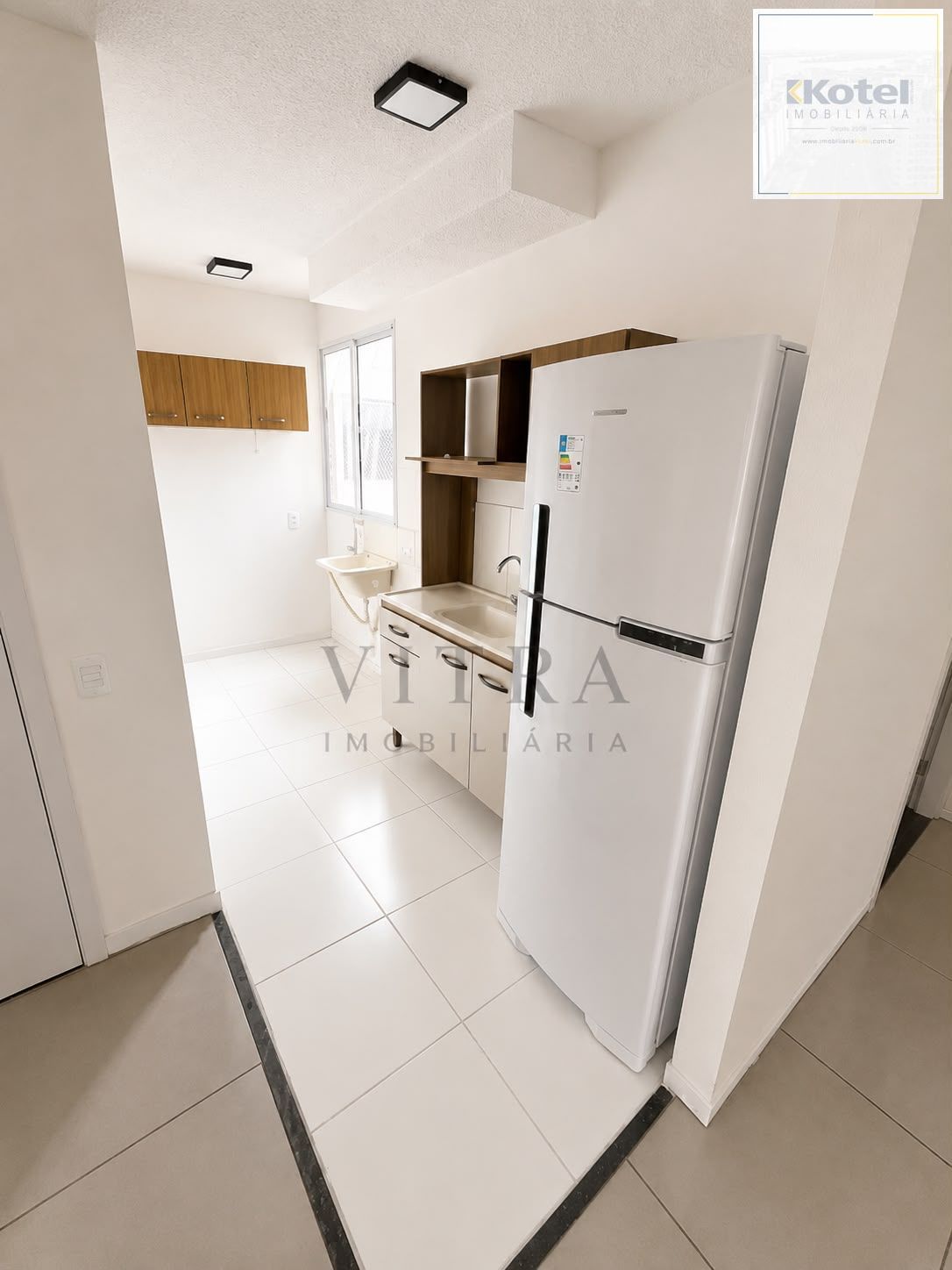 Apartamento de 2 com 1 vaga de garagem semi mobiliado, Santa Tereza