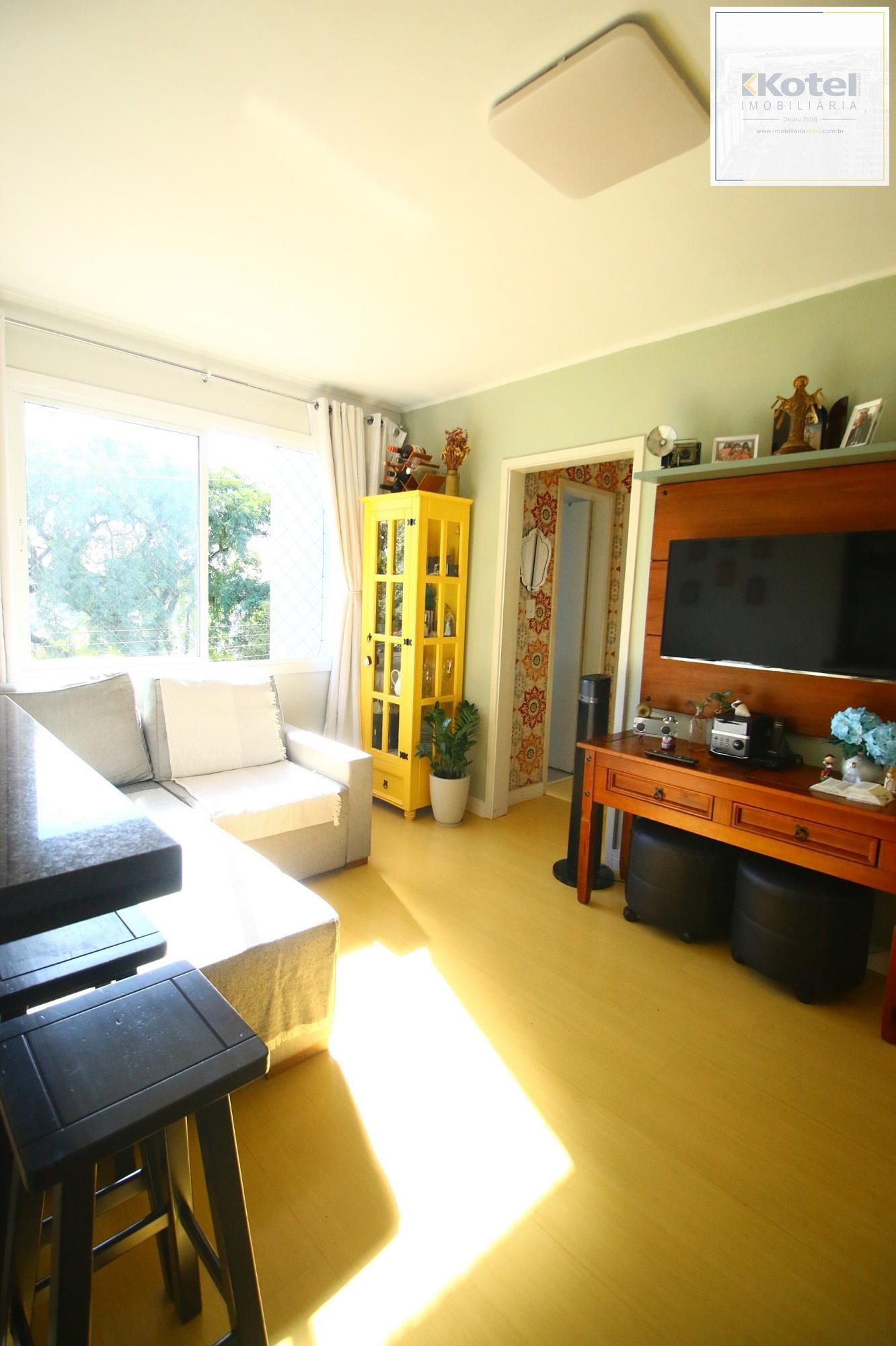 Apartamento Semi Mobiliado com Vista para Praça na Medianeira – 2 Dormitórios e Excelente Localização! — foto 4