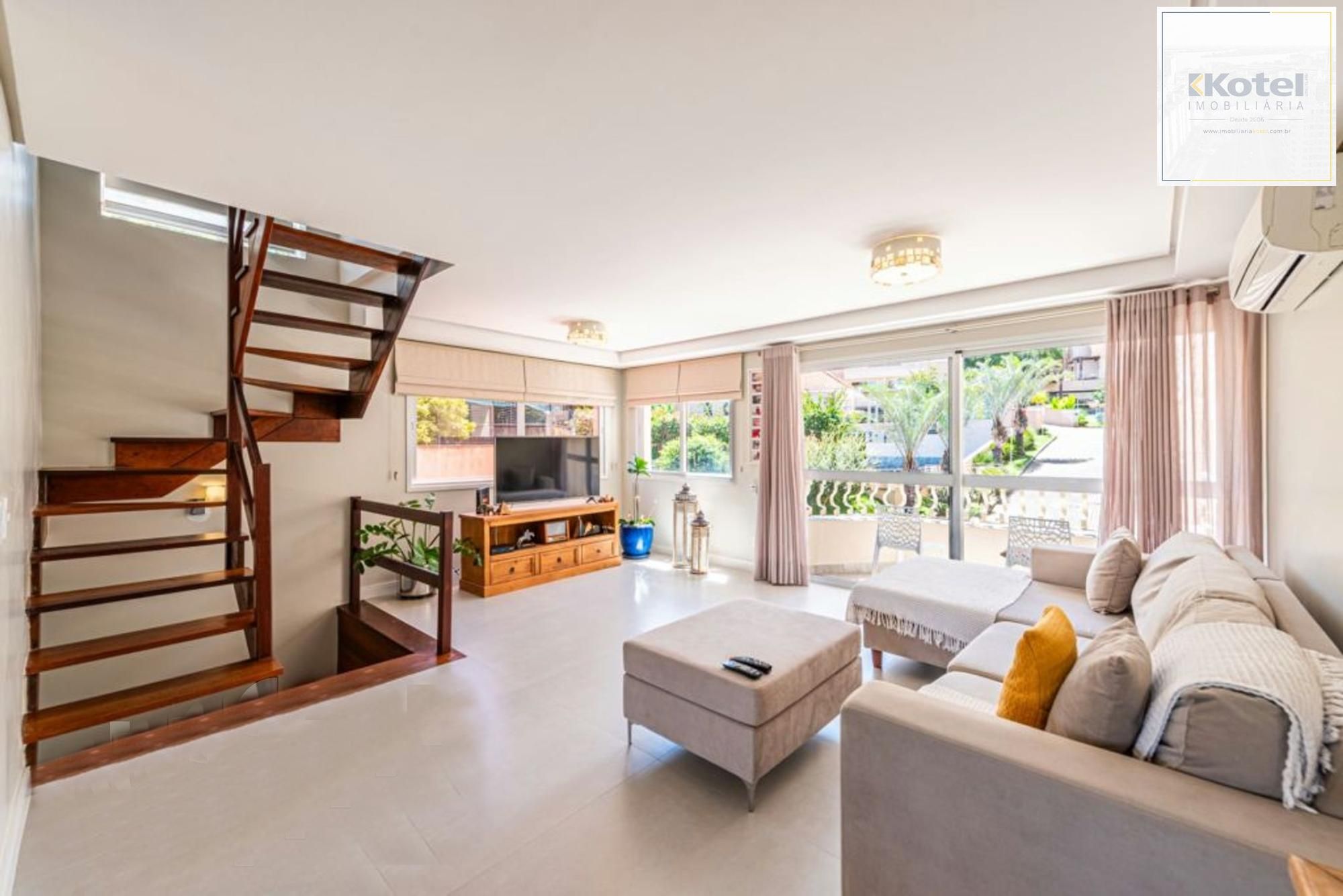 Casa de Esquina exclusiva em condominio fechado!!!