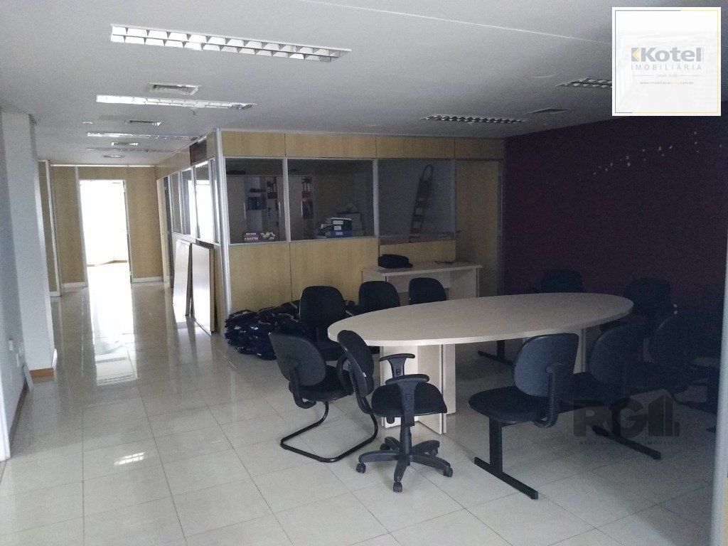 Sala Comercial à venda, 200m², Centro Histórico - Porto Alegre