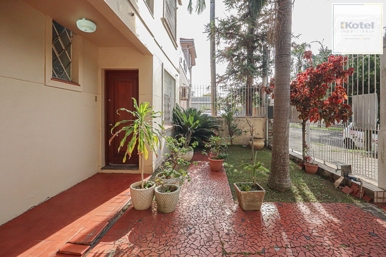 Casa à venda, 3 dormitórios, 316m², 4 vagas de garagem,  Bairro São Geraldo — foto 3
