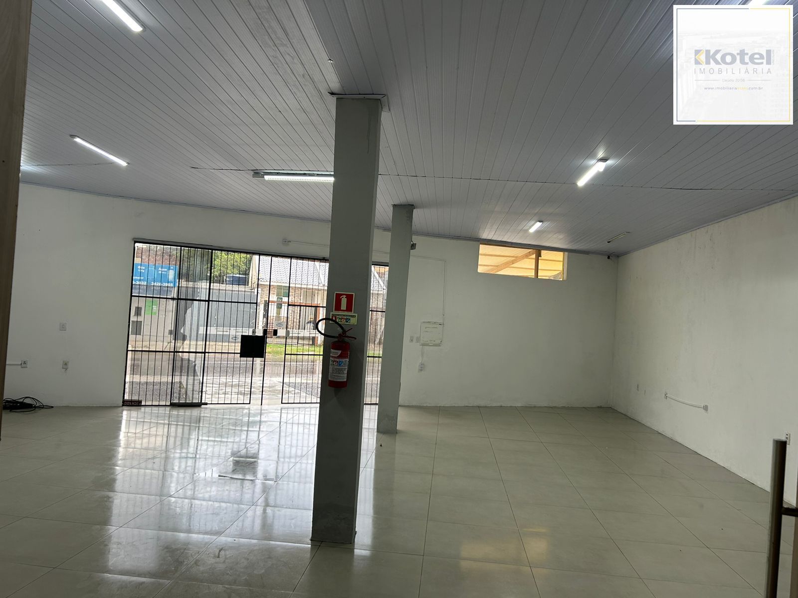Loja com 232 m2 no bairro olaria em Canoas RS
