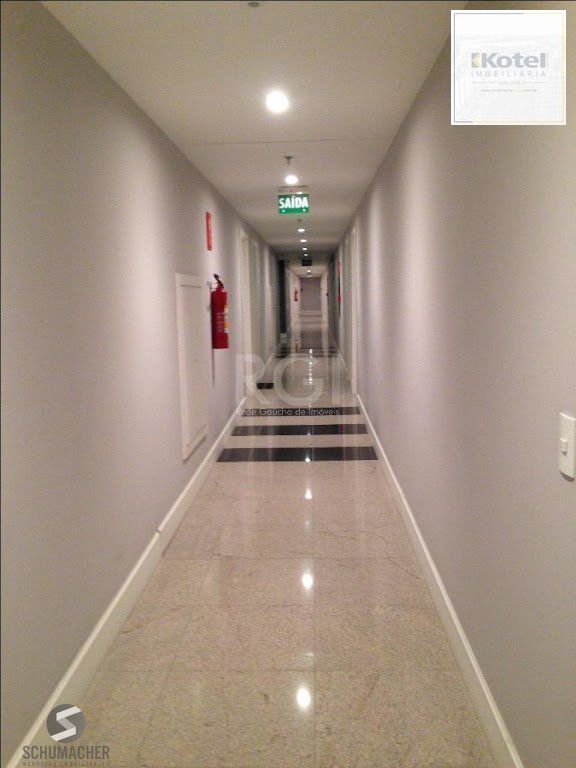 Sala comercial com garagem no DOC na Ramiro Barcelos