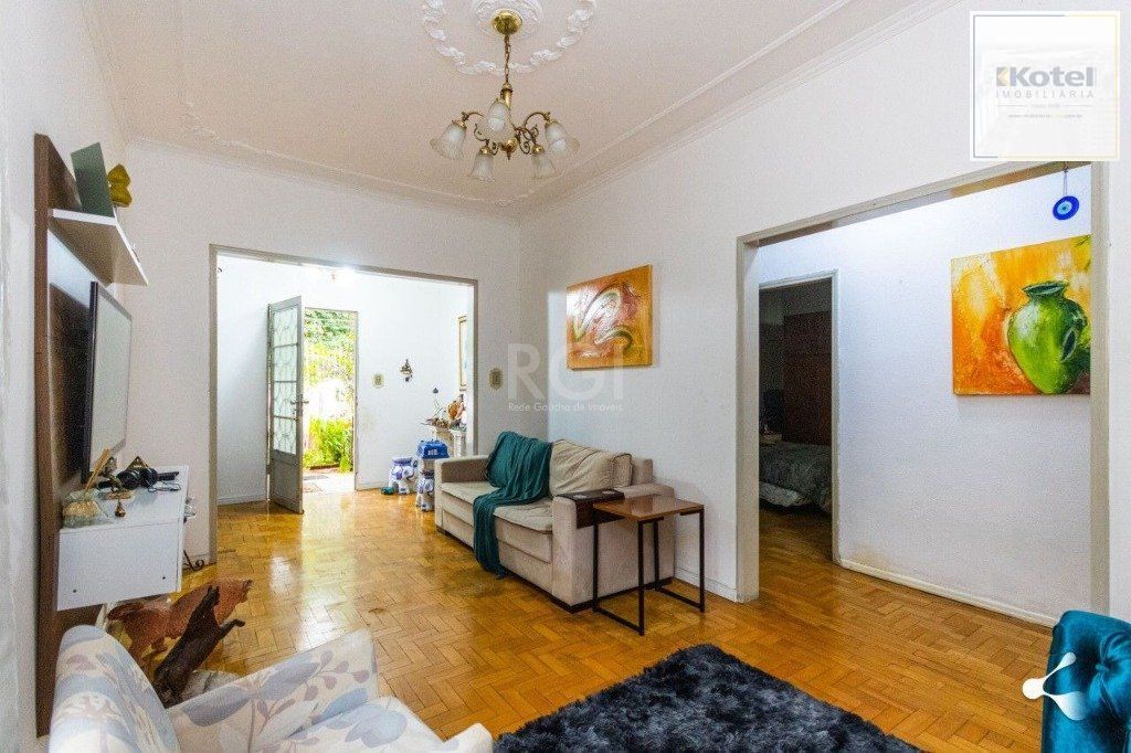 Casa para Venda - 221m², 4 dormitórios, sendo 1 suites, 2 vagas - São Geraldo — foto 5