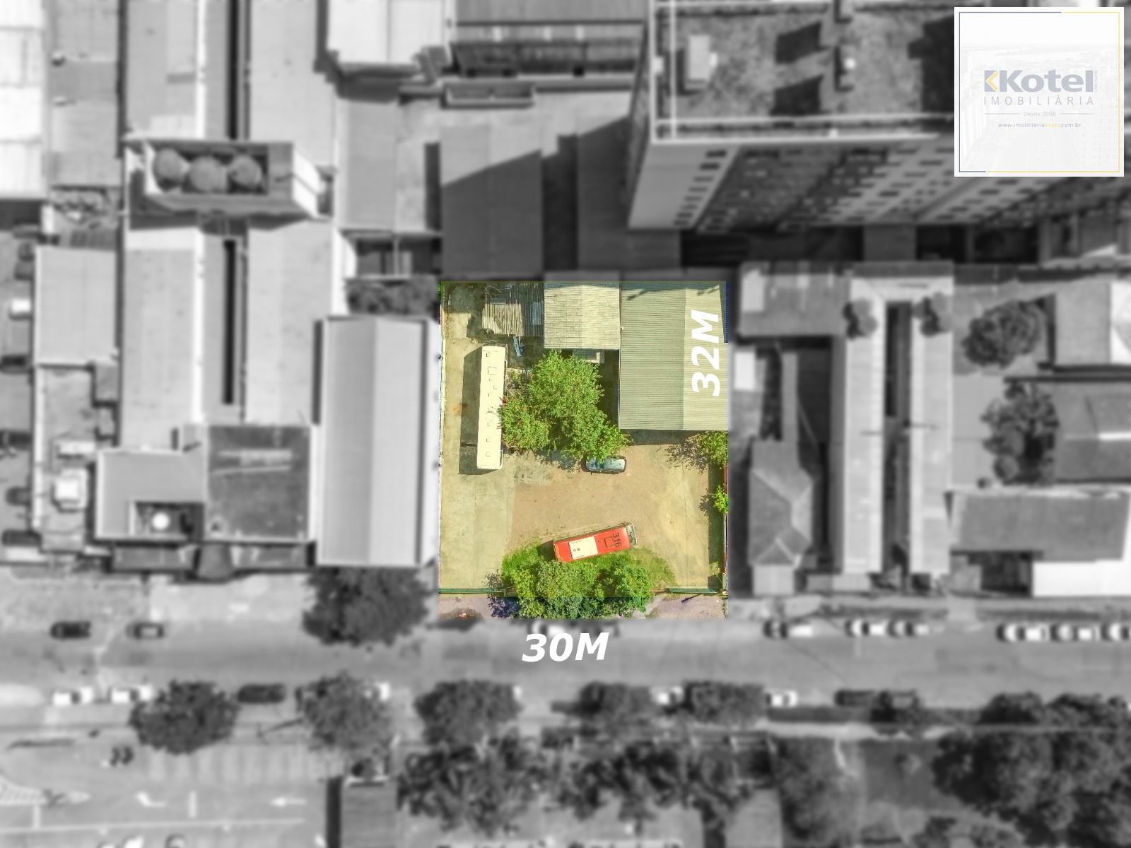 Vendo com exclusividade, 50m da PUC, terreno com 960 m2,   30,00m x 32,00m — foto 3