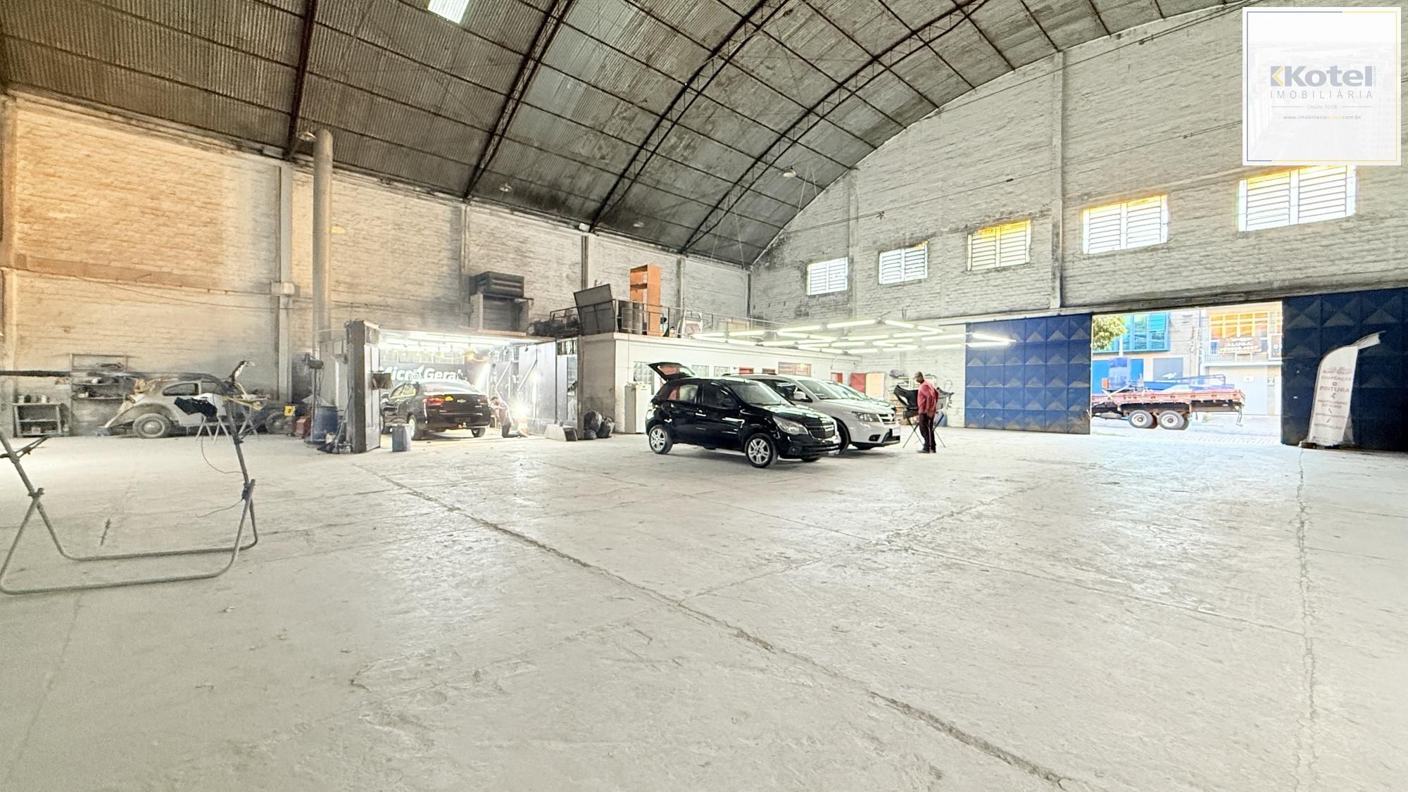 VENDE PAVILHÃO COM 1036 M² CONSTRUÍDOS  EM TERRENO DE 1156M² COM TESTDA DE 29,20².