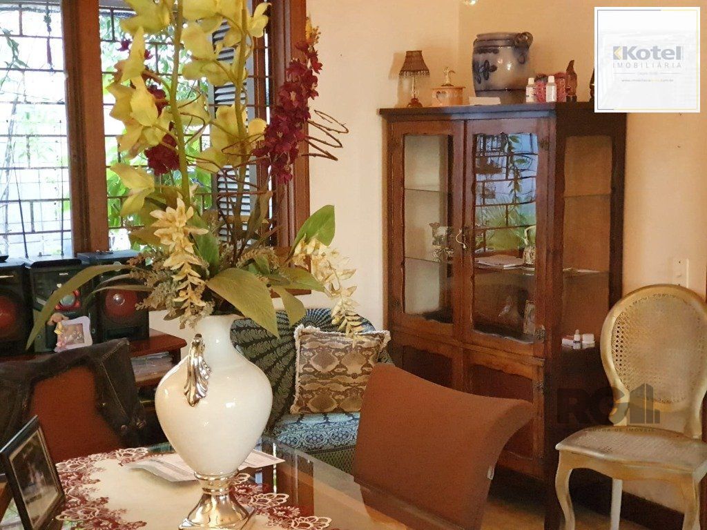 Sobrado 3 quartos à venda, 212m², Jardim Floresta - Porto Alegre