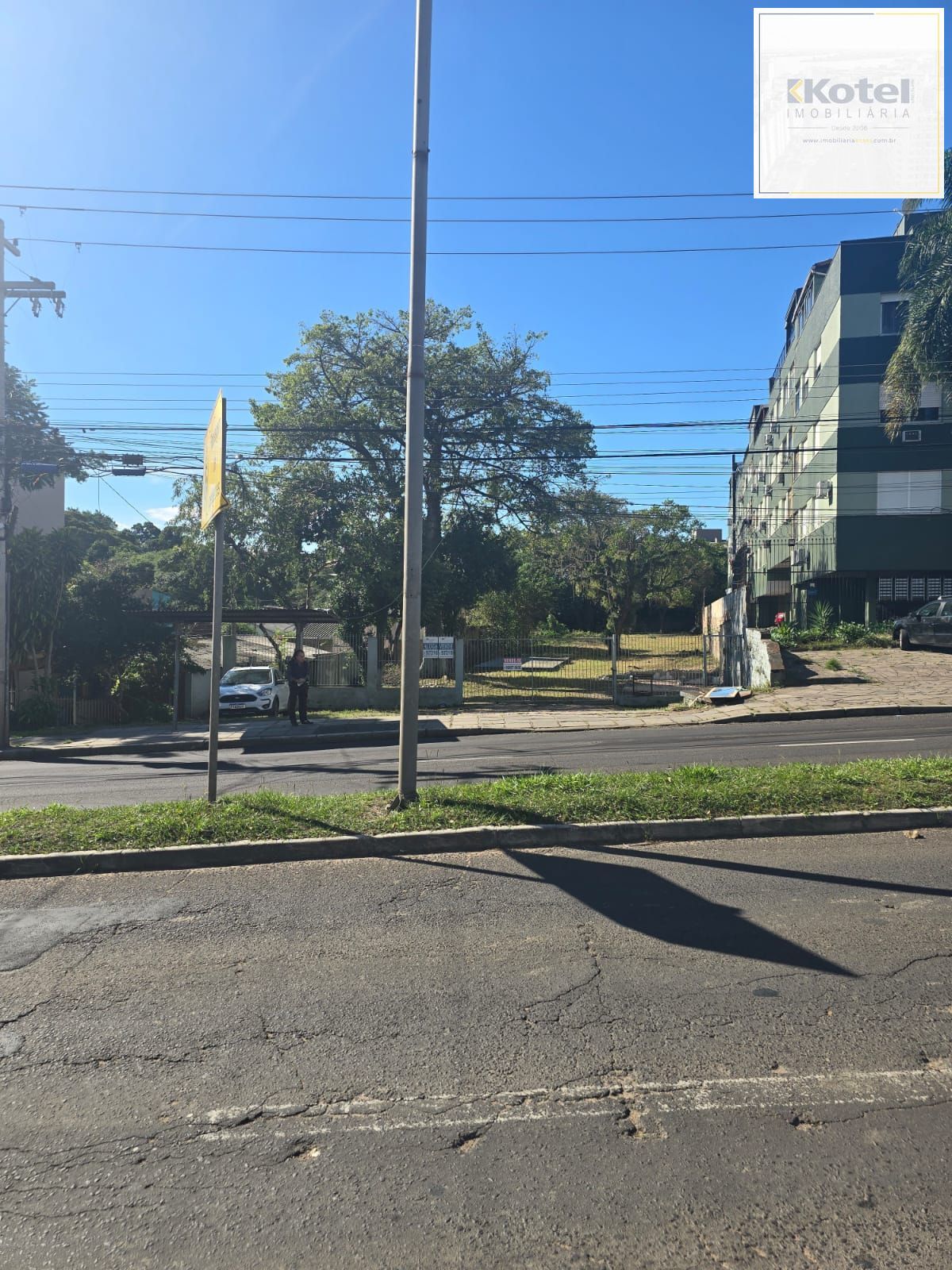 Terreno  desocupado, localizado na Rua Doutor Campos Velho — foto 2