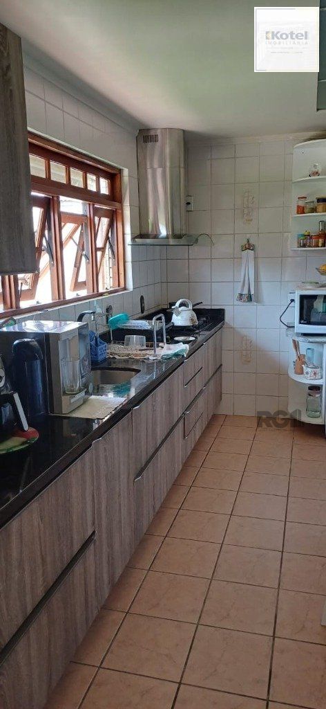 Casa 3 quartos à venda, 271m², Jardim Sabará - Porto Alegre