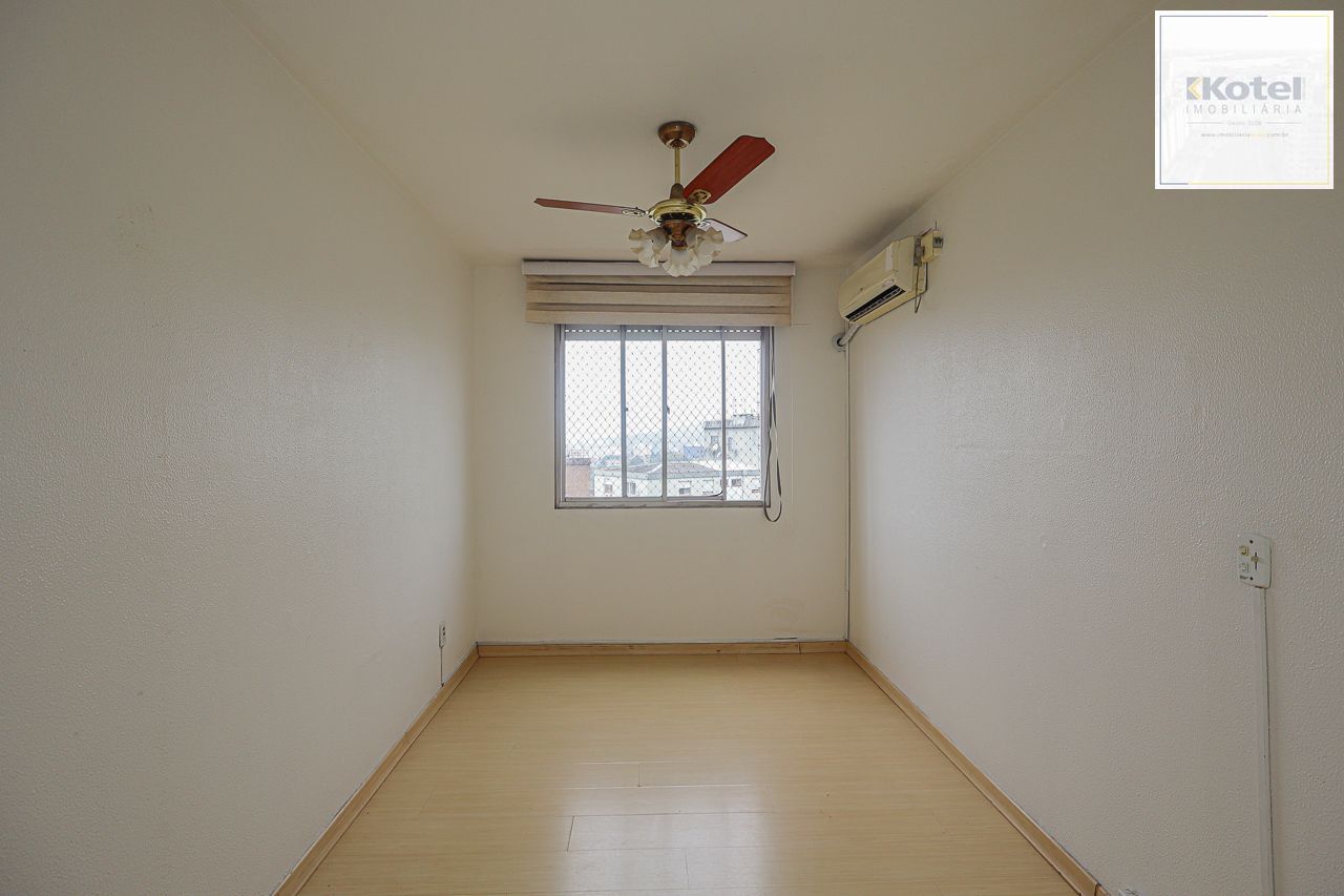 Vendo Apartamento 02 dormitórios com Vaga Rotativa no Jardim Sabará em Porto Alegre.