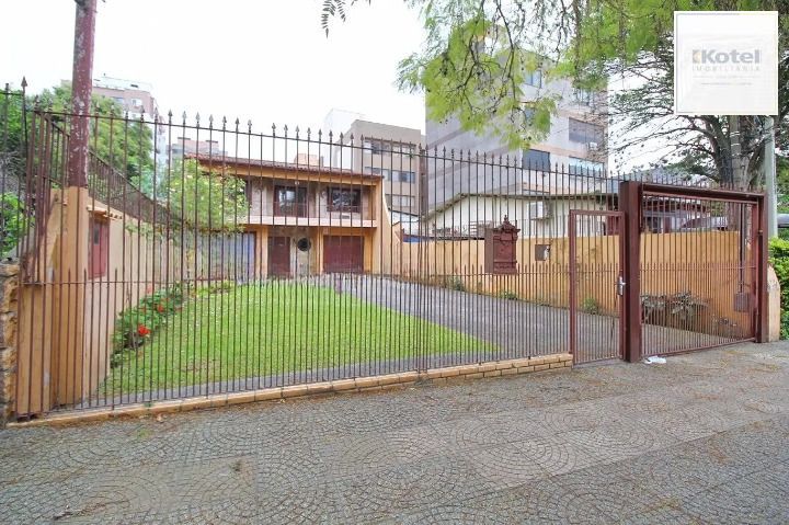 Sobrado 3 quartos à venda, 223m², Passo da Areia - Porto Alegre