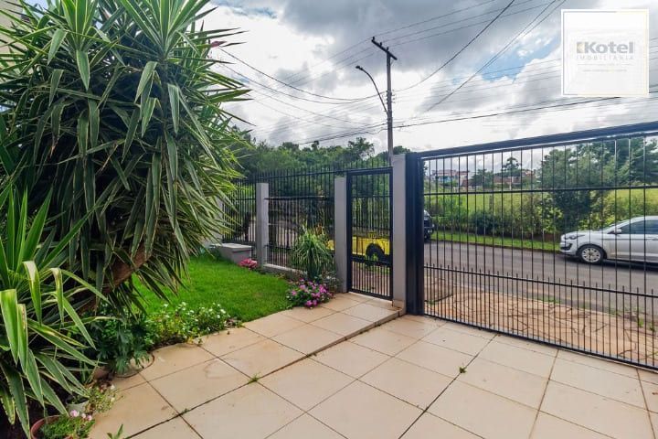 Casa de Condomínio 3 quartos à venda, 300m², Mário Quintana - Porto Alegre