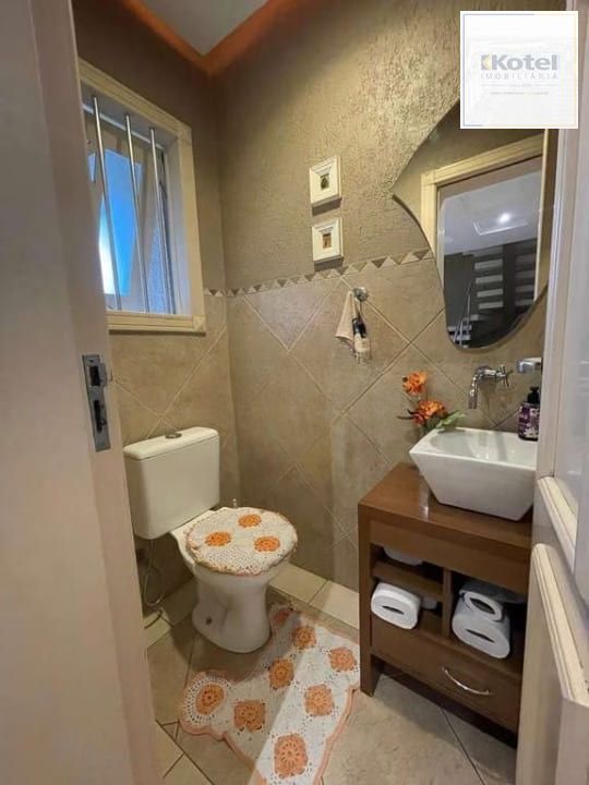 Casa 03 dormitórios no Bairro Moinhos de Vento em Canoas RS