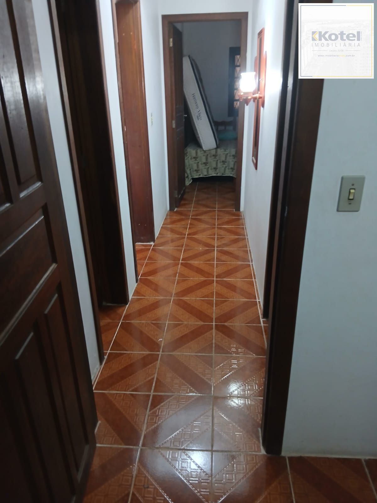 CASA A VENDA,  3 QUARTOS, PRÉDIO  COM DOIS PISOS NO BALNEARIO QUINTÃO EM PALMARES DO SUL. — foto 3