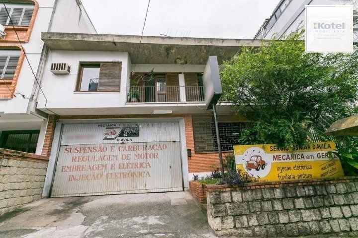 Casa Residencial ou comercial com 4 dormitórios, 2 banheiros — foto 4