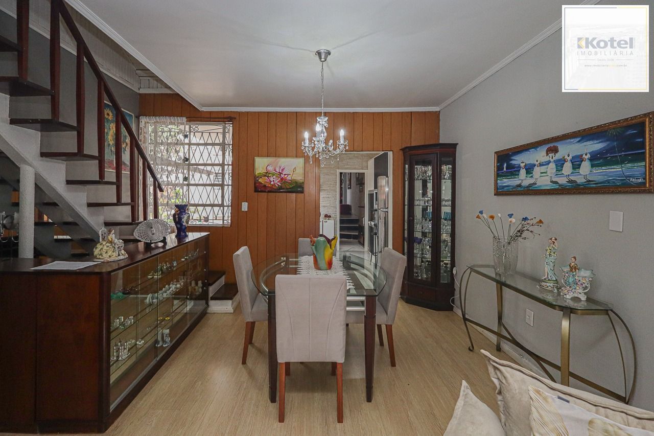 Casa a venda, 3 quartos sendo 1 suíte, 166m² no bairro Passo da areia, Porto Alegre