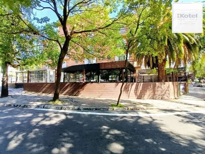 LOJA NO MOINHOS DE VENDO JUNTO AO PARCÃO