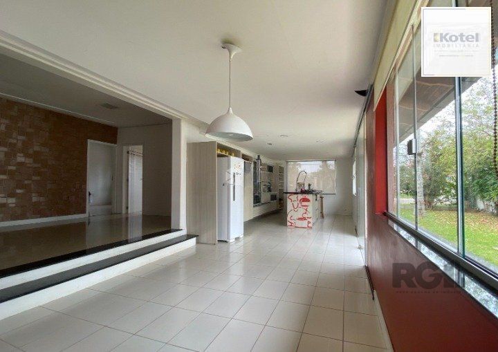 Casa de 4 dormitórios com piscina em Eldorado do Sul