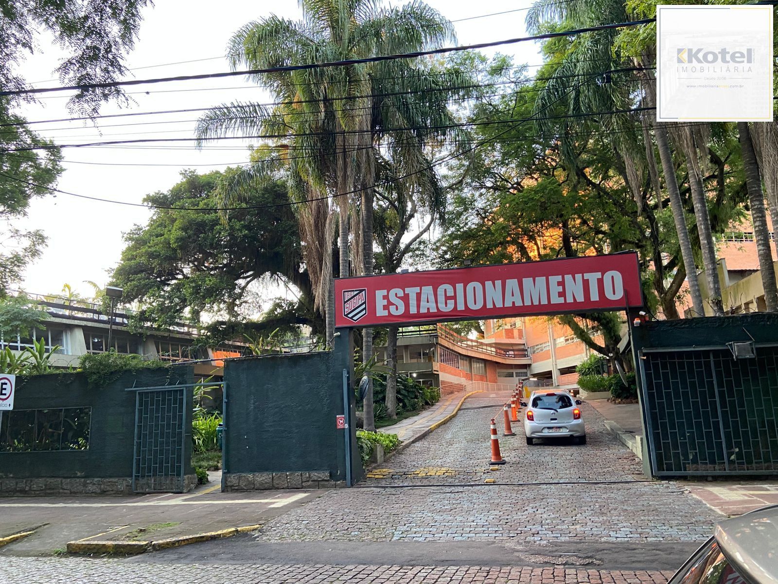 01 dormitório / Próximo a Sogipa