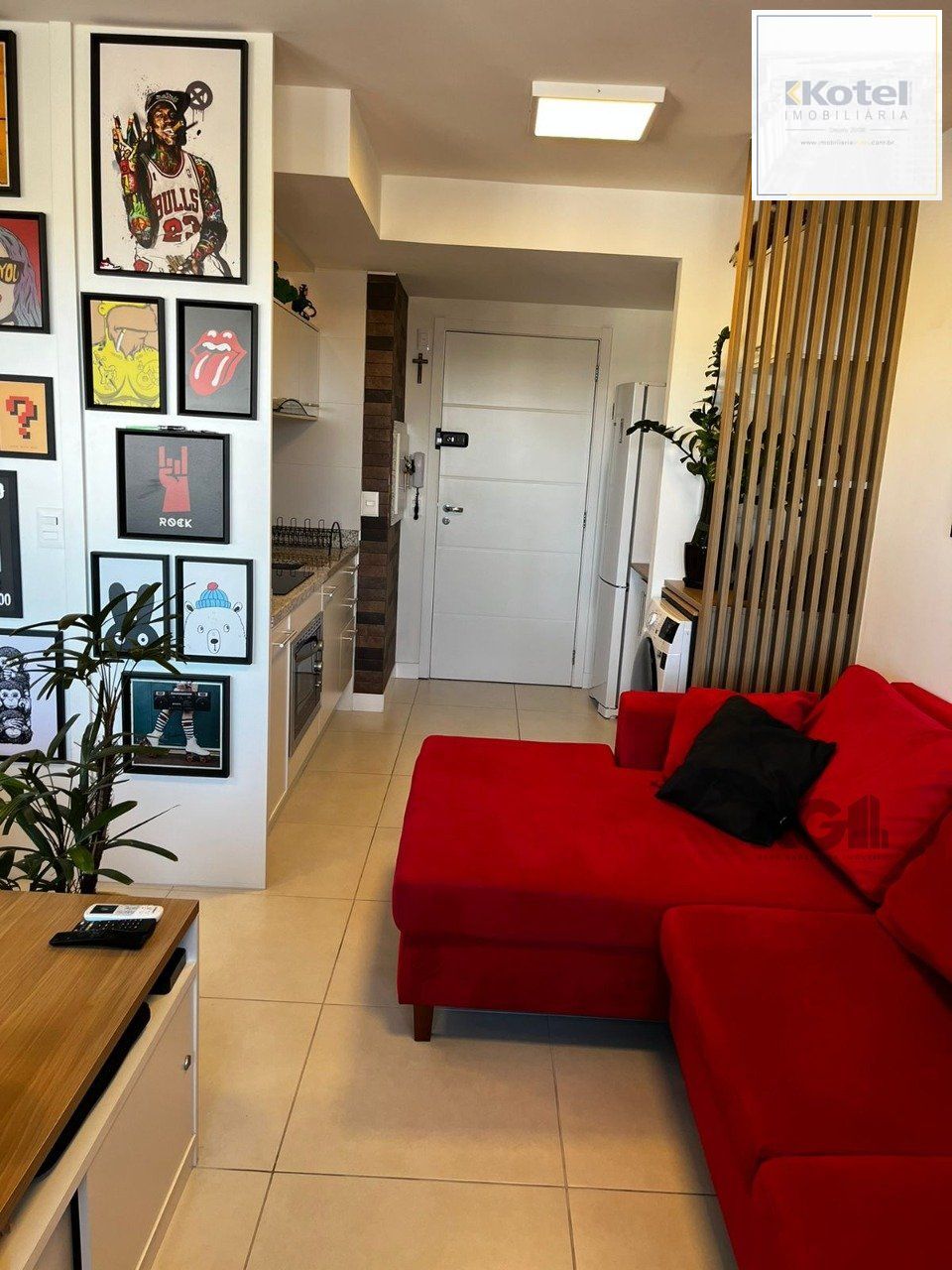 Apartamento com 01 dormitório com garagem, no Bairro Floresta! — foto 2