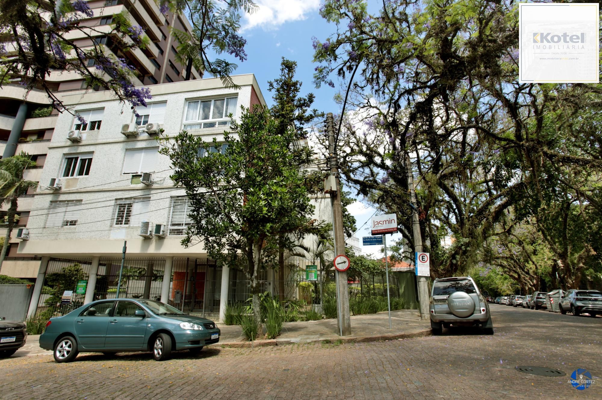 No Moinhos de Vento 03 dormitórios com 01 vaga