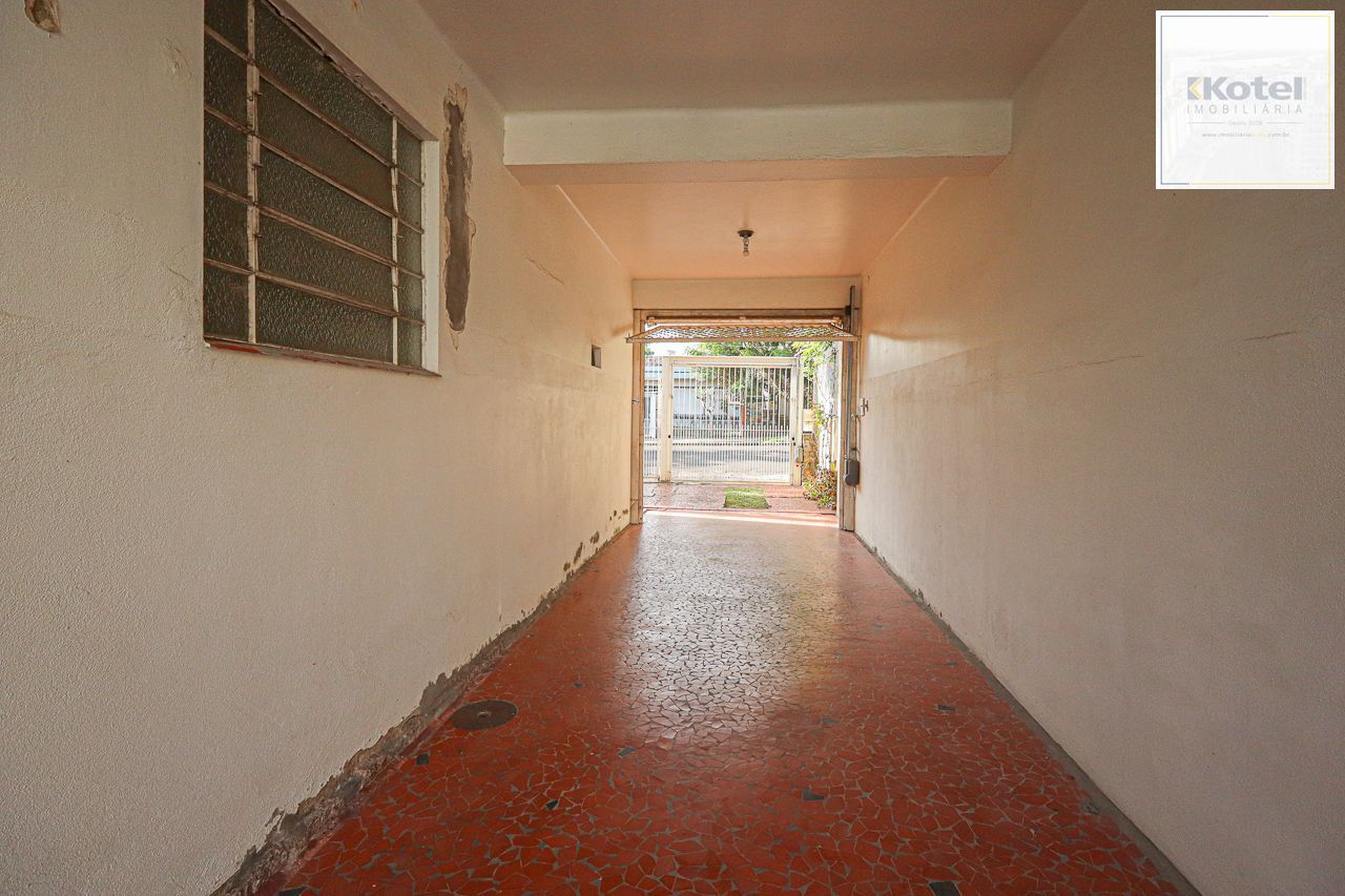 Casa à venda, 3 dormitórios, 316m², 4 vagas de garagem,  Bairro São Geraldo — foto 4