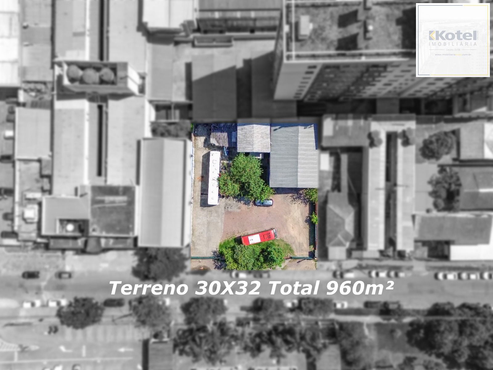 Vendo com exclusividade, 50m da PUC, terreno com 960 m2,   30,00m x 32,00m — foto 2