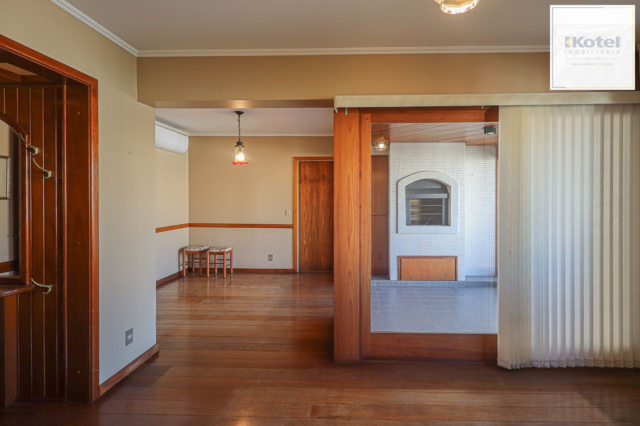 APARTAMENTO 02 DORMITÓRIOS COM CHURRASQUEIRA E GARAGEM