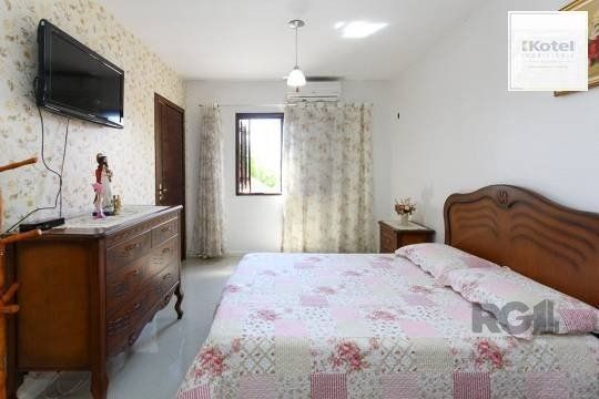 Casa 2 quartos à venda, 230m², Harmonia - Canoas