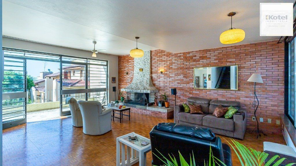 Vende casa com 05 quartos e garagem para 5 carros. — foto 4