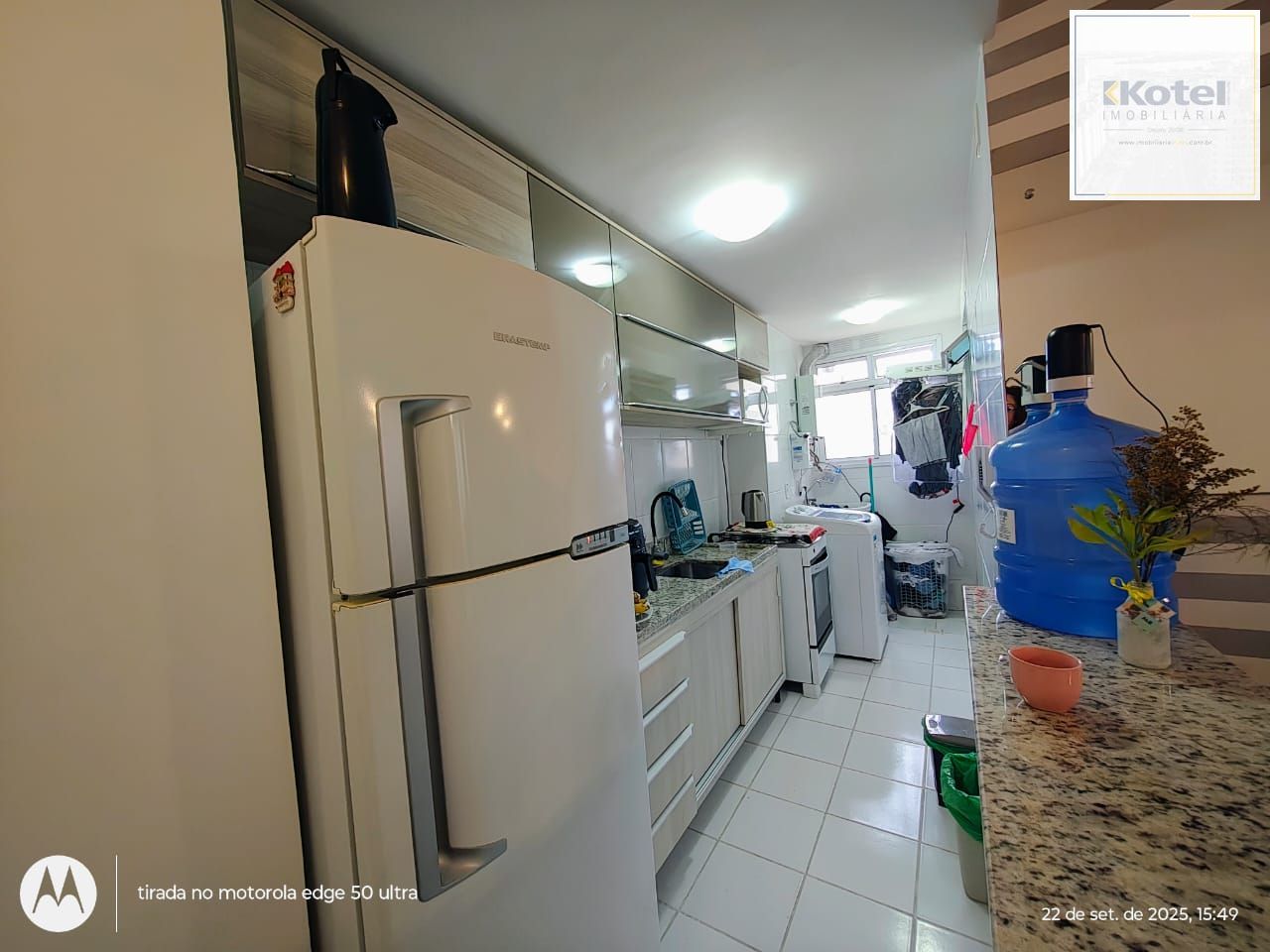 Apartamento 3 quartos, com garagem.