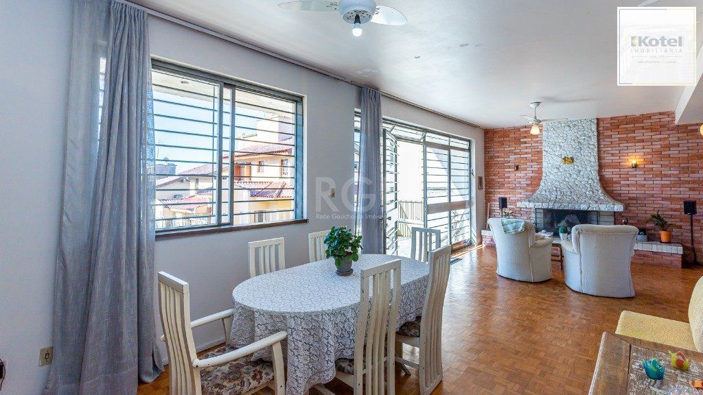 Vende casa com 05 quartos e garagem para 5 carros. — foto 3