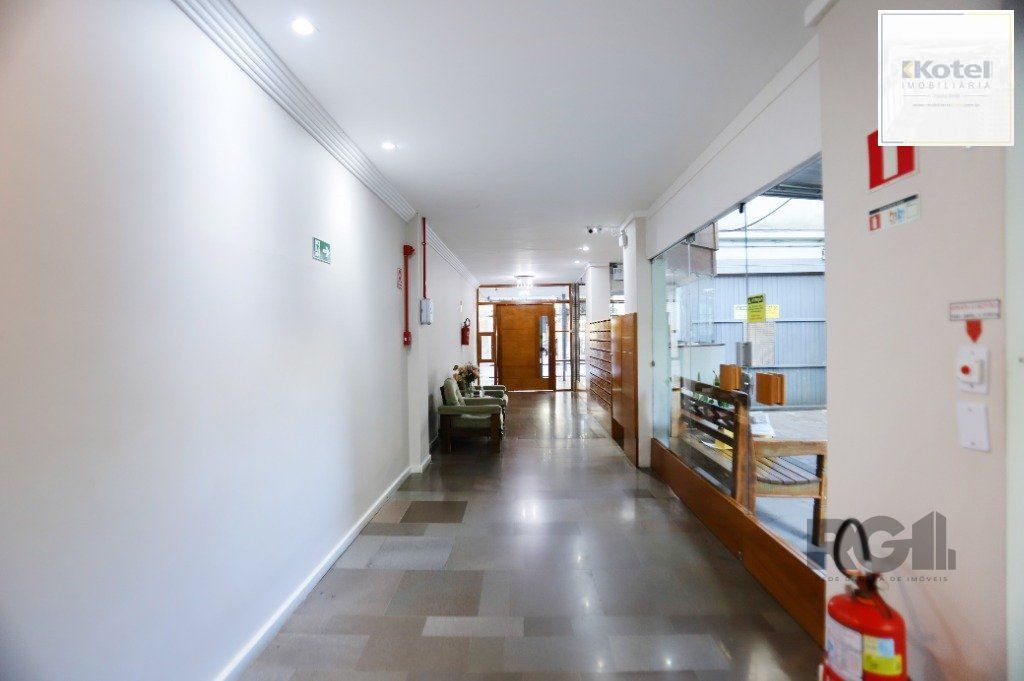 Apartamento 02 dormitórios no Bairro Floresta em Porto Alegre — foto 5
